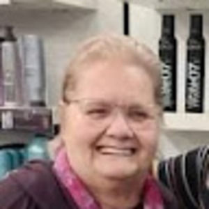 Meet your Posher, Diana